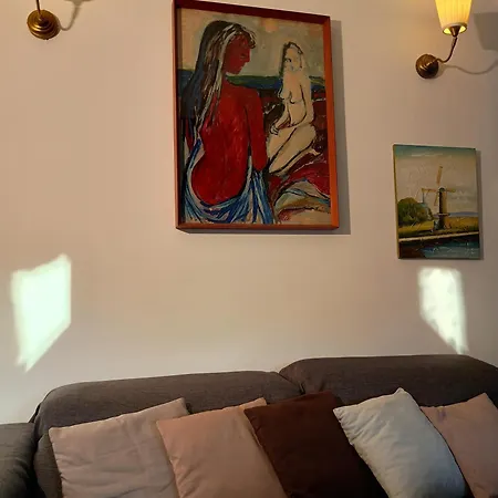 לינה וארוחת בוקר Marysa 4*